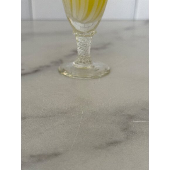 Vintage 8" Yellow Swirl Glass Vase With Scalloped Rim Clear Glass Base - Picture 3 of 5